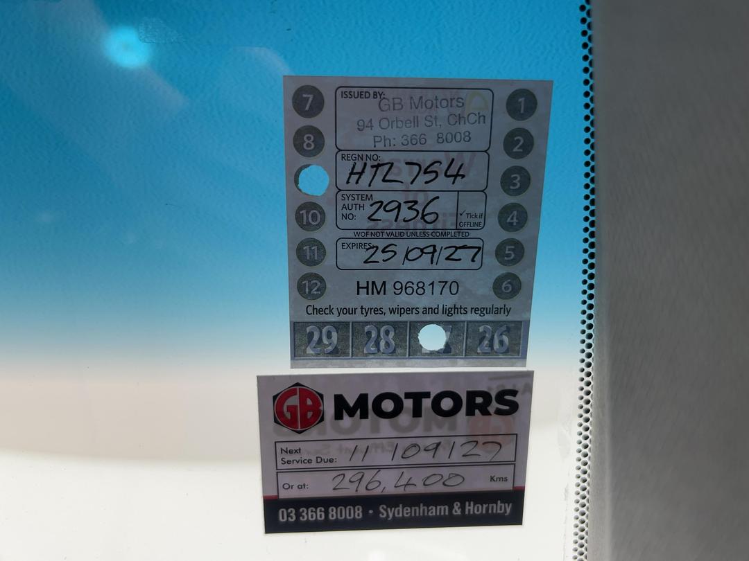 Photo '33' of Toyota Highlander
