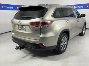 Photo '7' of Toyota Highlander