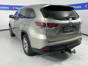 Photo '5' of Toyota Highlander