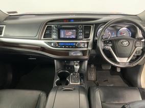 Photo '17' of Toyota Highlander