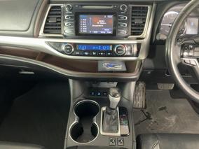 Photo '18' of Toyota Highlander