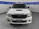 Thumbnail '2' of Toyota Hilux
