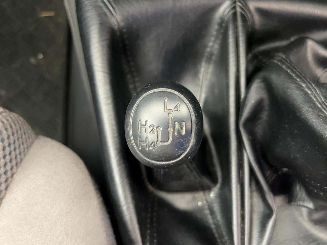 Photo '26' of Toyota Hilux