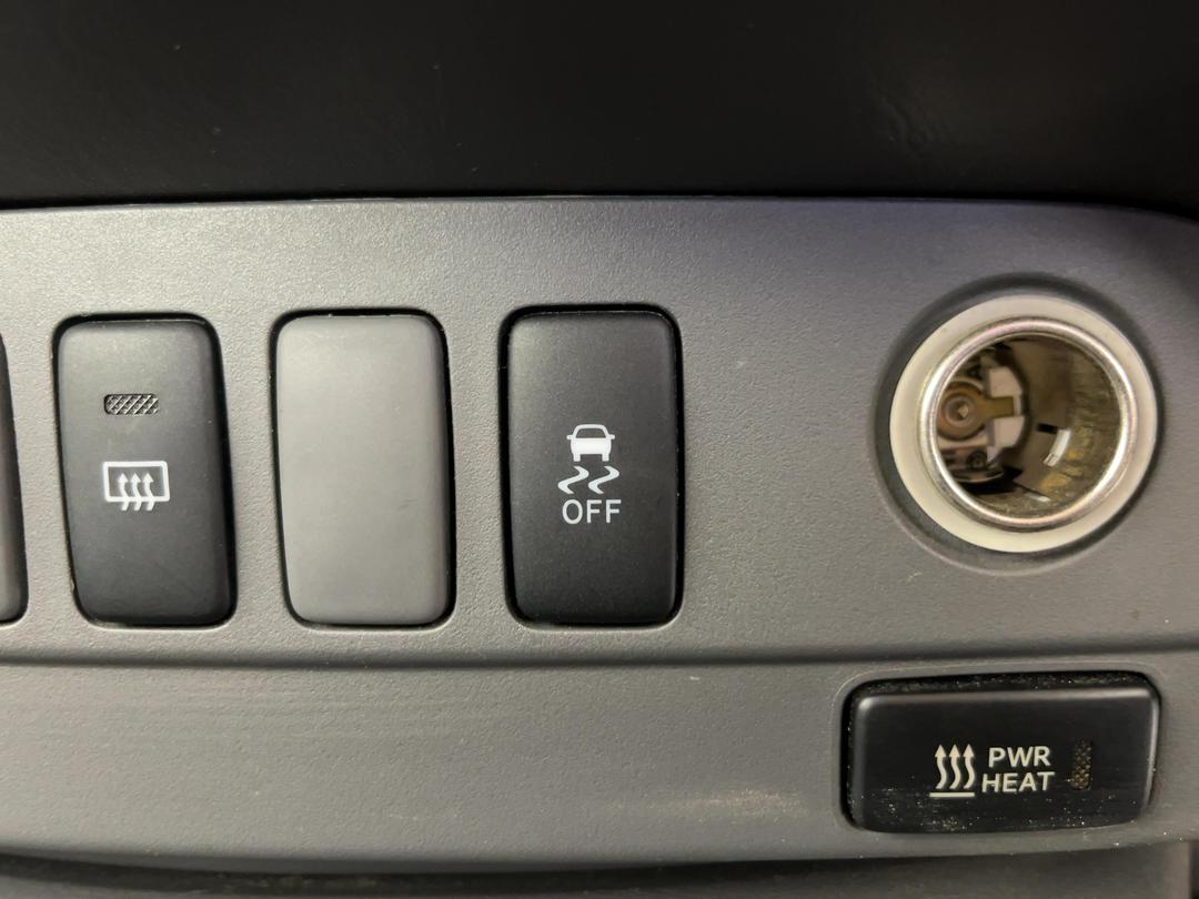 Photo '27' of Toyota Hilux
