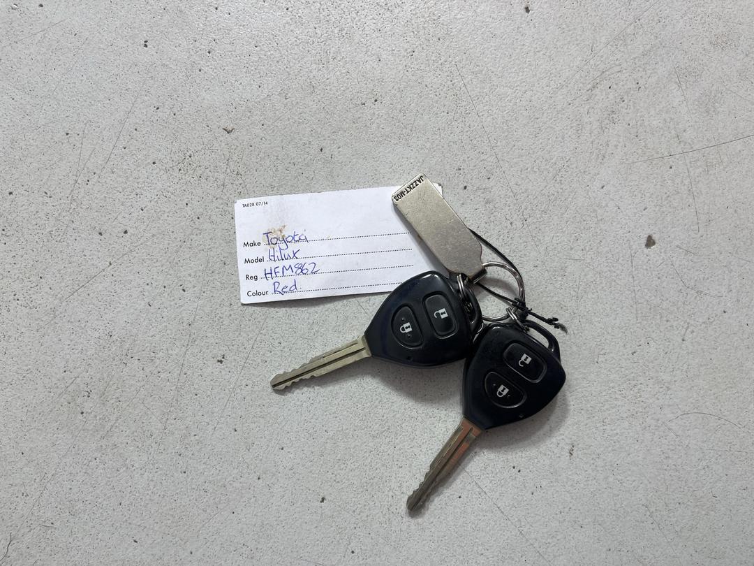 Photo '21' of Toyota Hilux