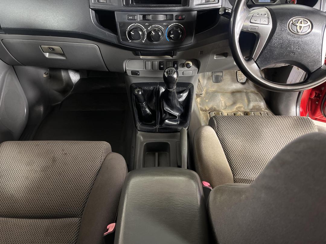 Photo '22' of Toyota Hilux