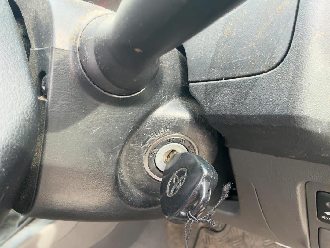 Photo '11' of Toyota Hilux TD DC