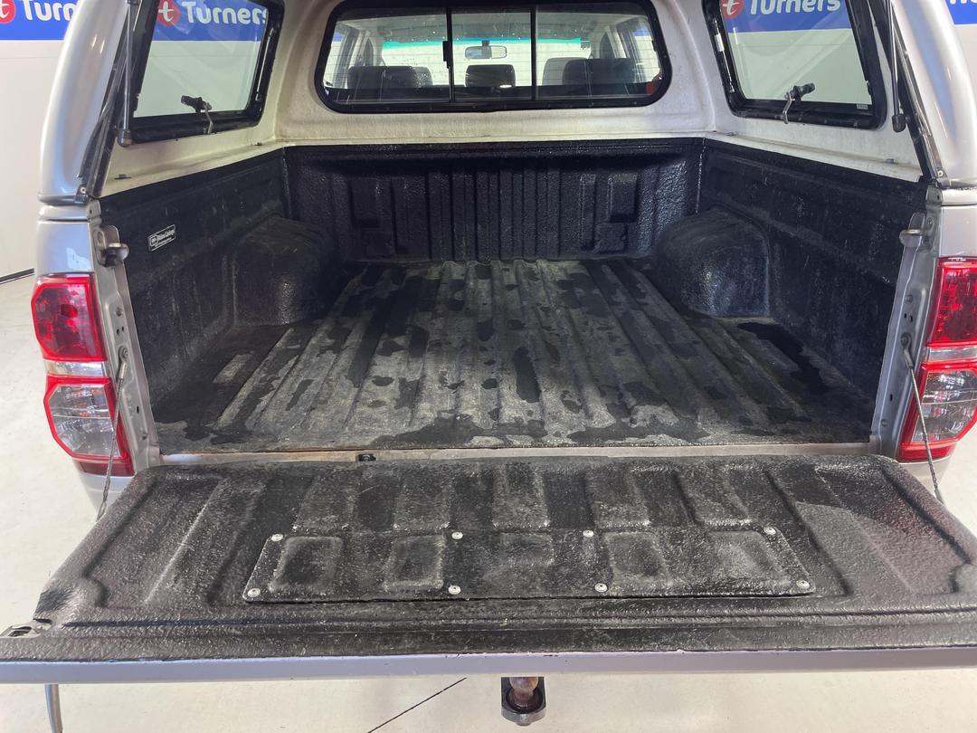 Photo '14' of Toyota Hilux