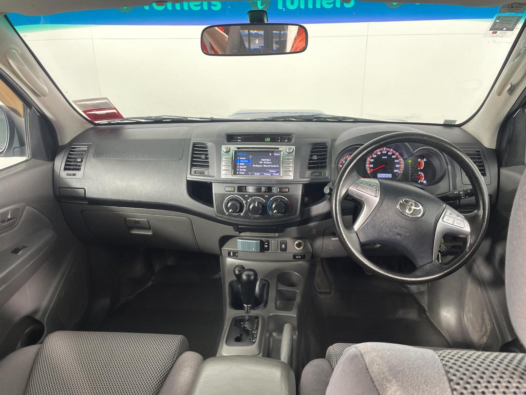 Photo '17' of Toyota Hilux