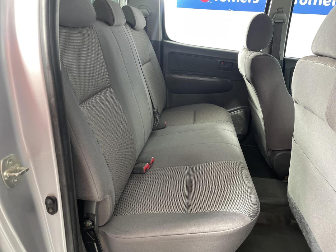 Photo '20' of Toyota Hilux