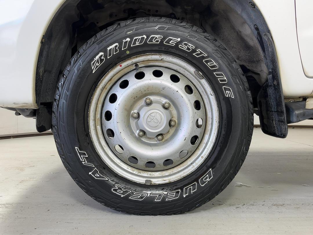 Photo '10' of Toyota Hilux