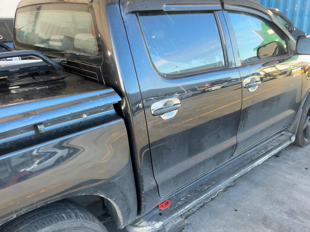 Photo '15' of Toyota Hilux TD DC Photo '15' of Toyota Hilux TD DC