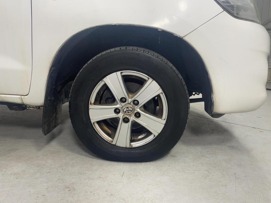 Photo '9' of Toyota Hilux