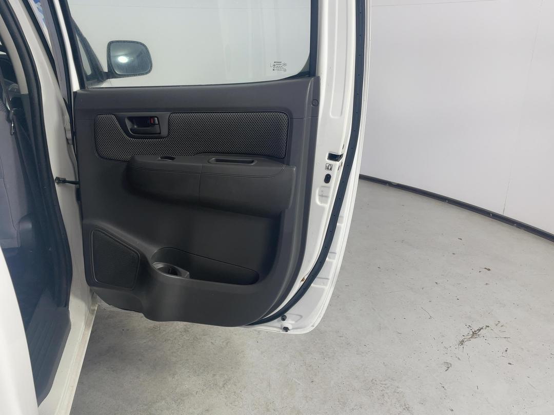 Photo '19' of Toyota Hilux