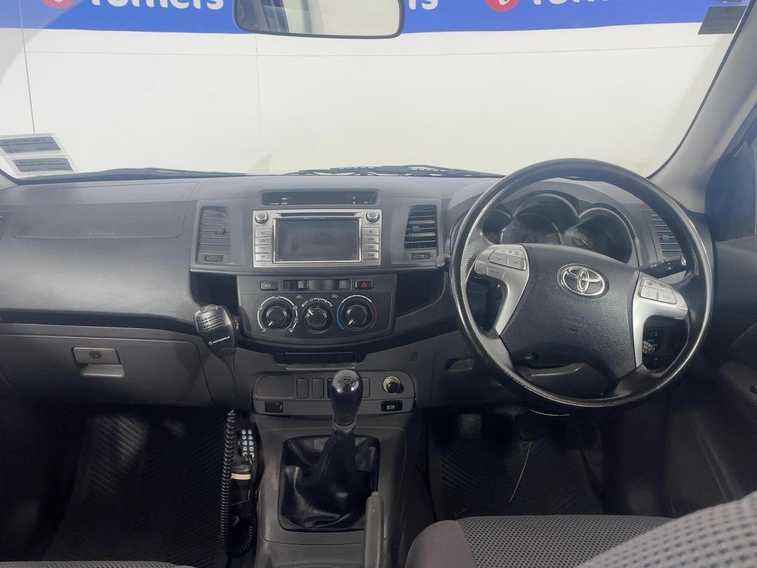 Photo '17' of Toyota Hilux