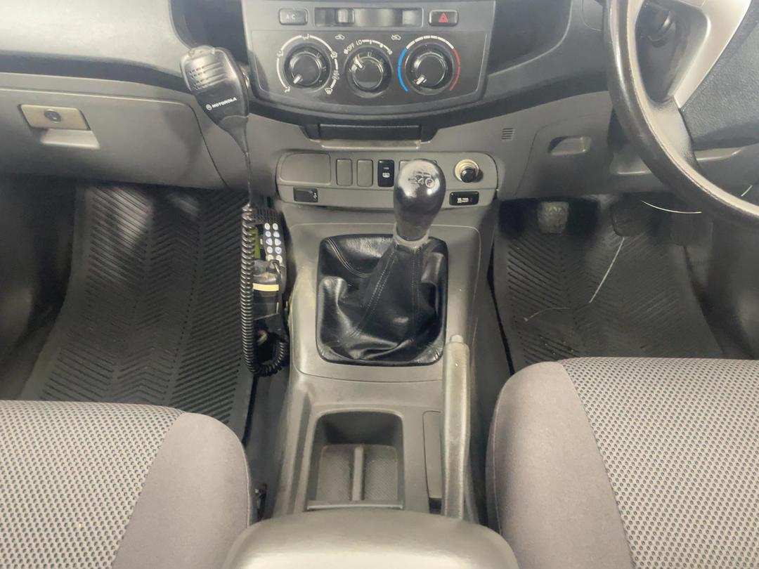 Photo '18' of Toyota Hilux
