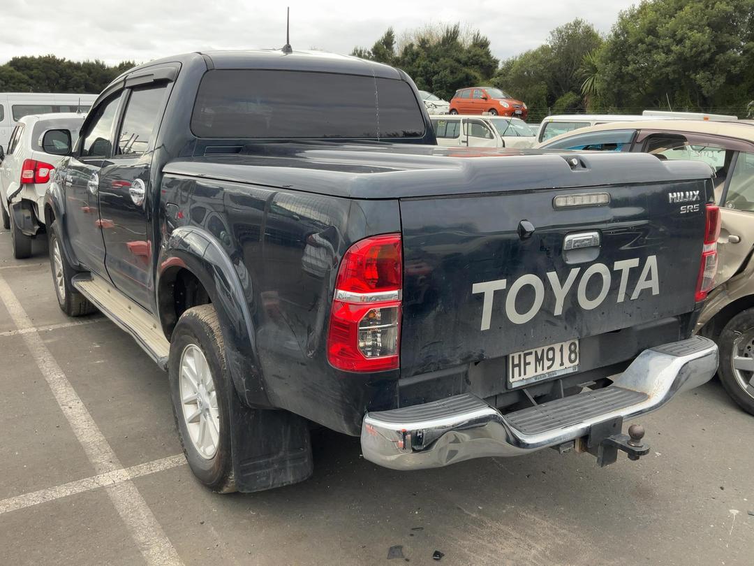 Photo '3' of Toyota Hilux SR5 TD DC Photo '3' of Toyota Hilux SR5 TD DC