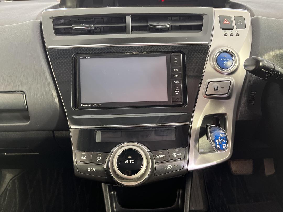 Photo '18' of Toyota Prius