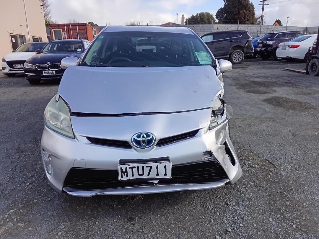 Photo '3' of Toyota Prius Photo '3' of Toyota Prius