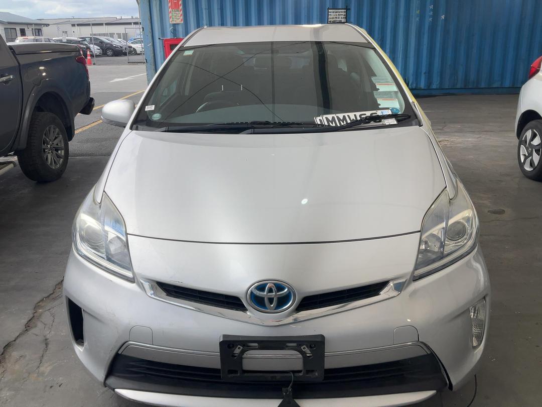 Photo '2' of Toyota Prius