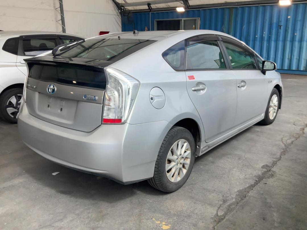 Photo '6' of Toyota Prius