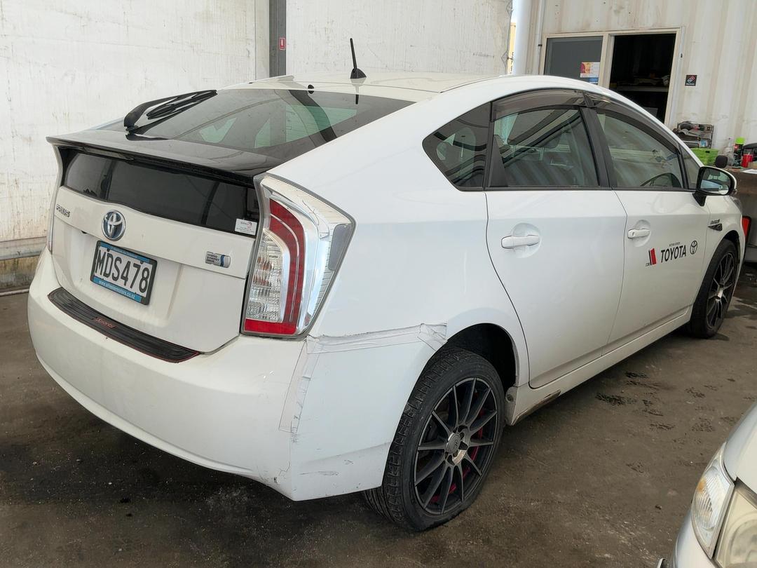 Photo '6' of Toyota Prius Photo '6' of Toyota Prius