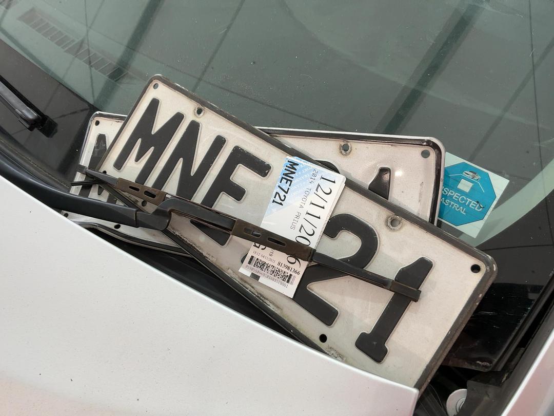 Photo '30' of Toyota Prius Photo '30' of Toyota Prius