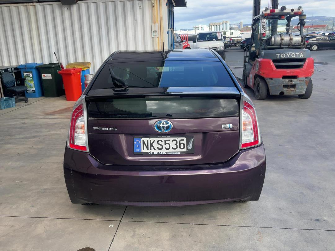 Photo '6' of Toyota Prius Photo '6' of Toyota Prius