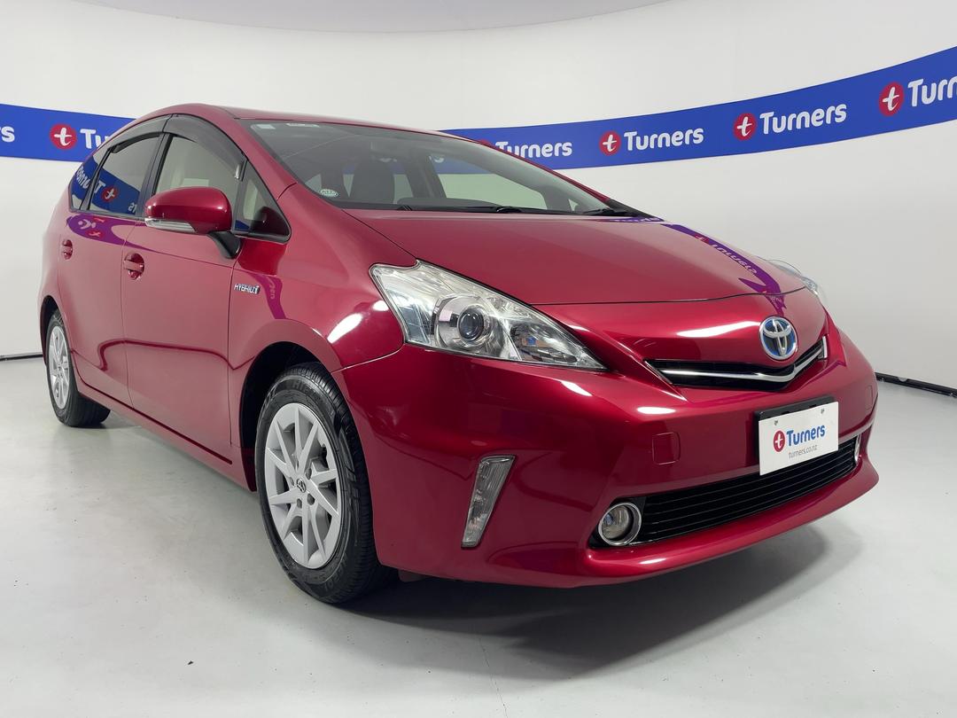 Photo '1' of Toyota Prius V
