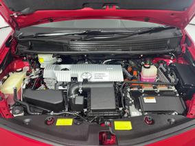 Photo '13' of Toyota Prius V