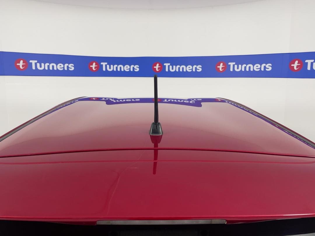 Photo '29' of Toyota Prius V
