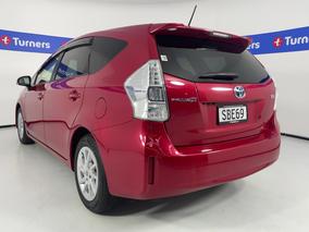 Photo '5' of Toyota Prius V