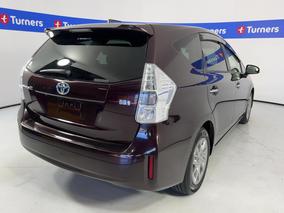 Photo '7' of Toyota Prius V