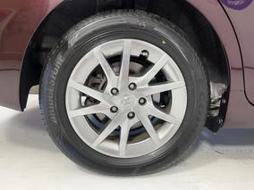 Photo '12' of Toyota Prius V