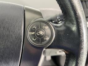 Photo '23' of Toyota Prius V
