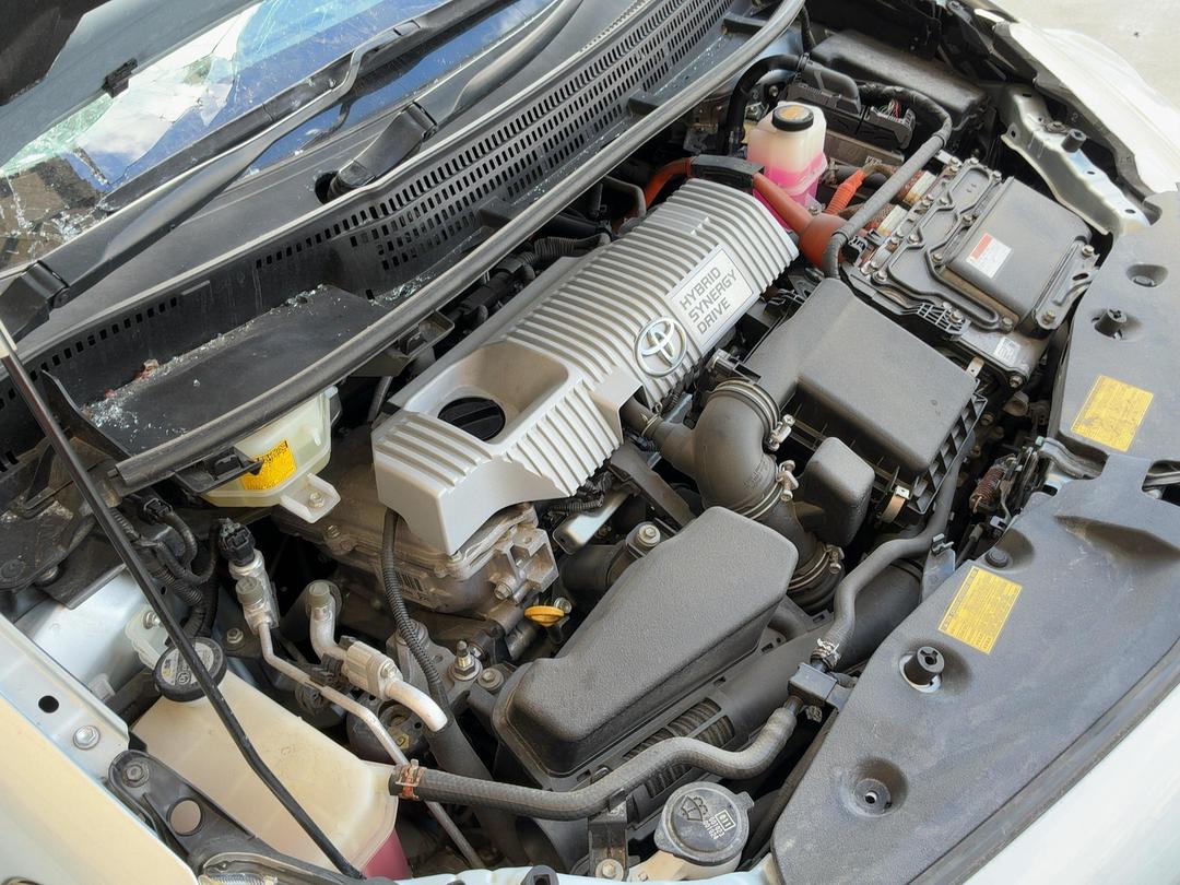 Photo '18' of Toyota Prius V Prius Alpha