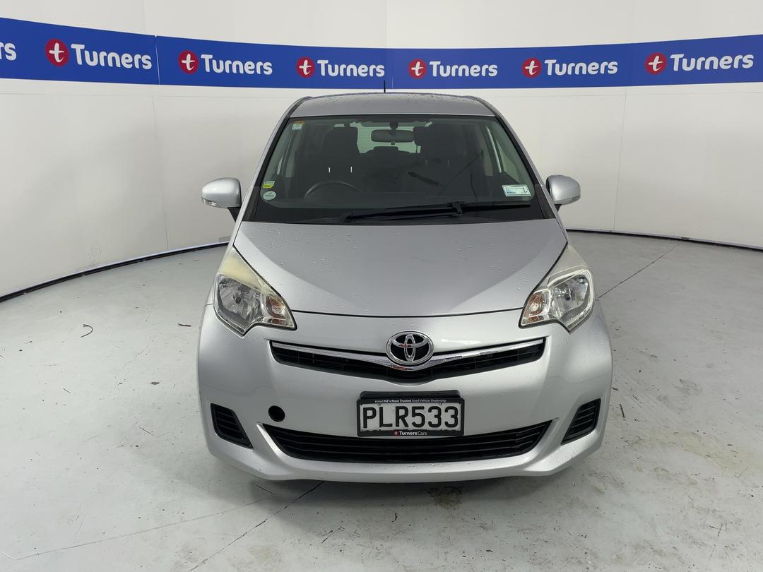Photo '2' of Toyota Ractis