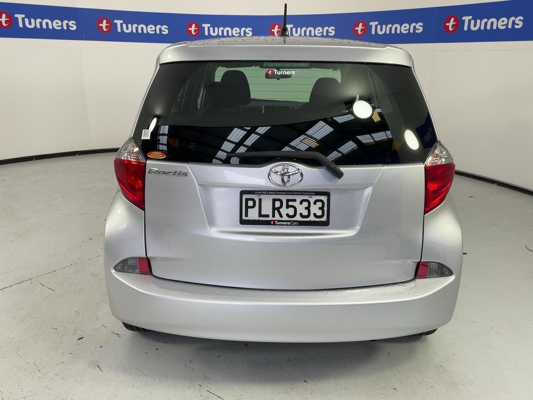Photo '6' of Toyota Ractis