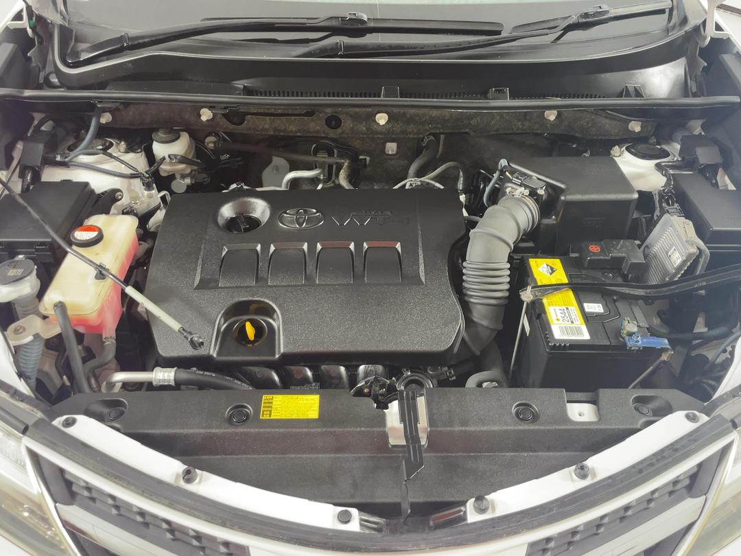 Photo '13' of Toyota Rav4
