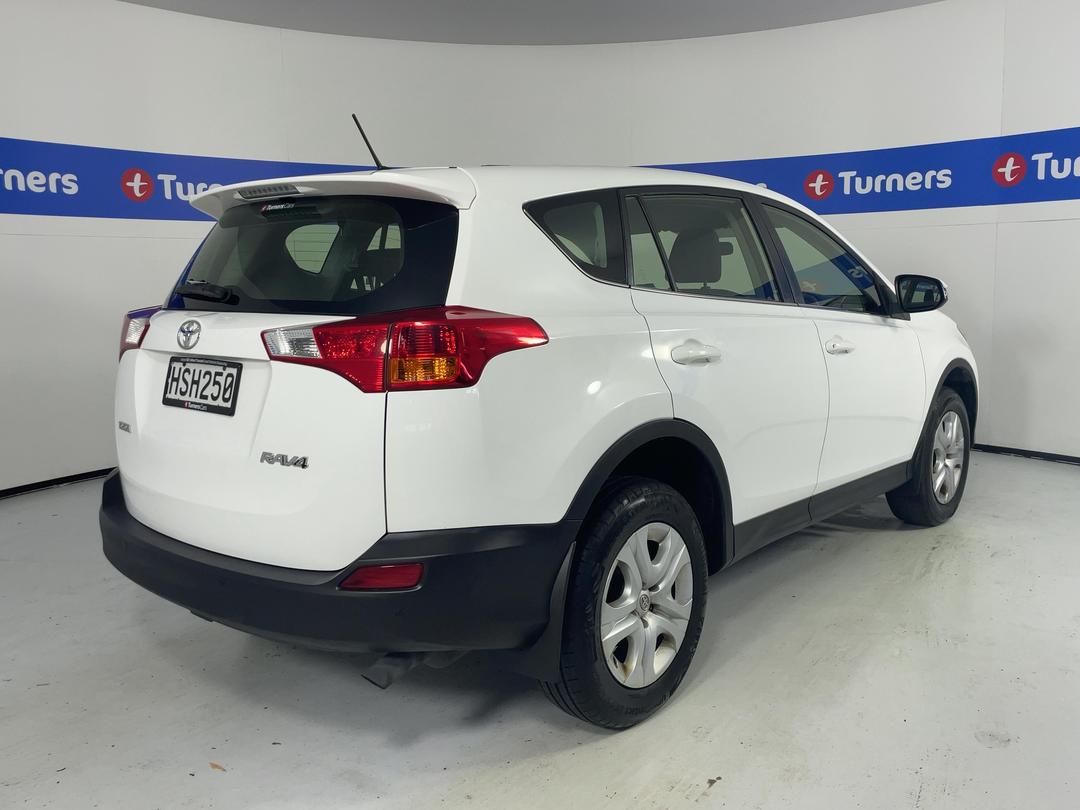 Photo '7' of Toyota Rav4