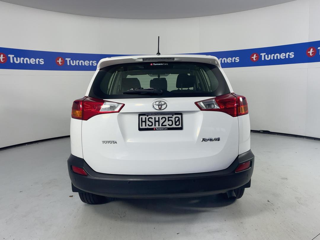 Photo '6' of Toyota Rav4