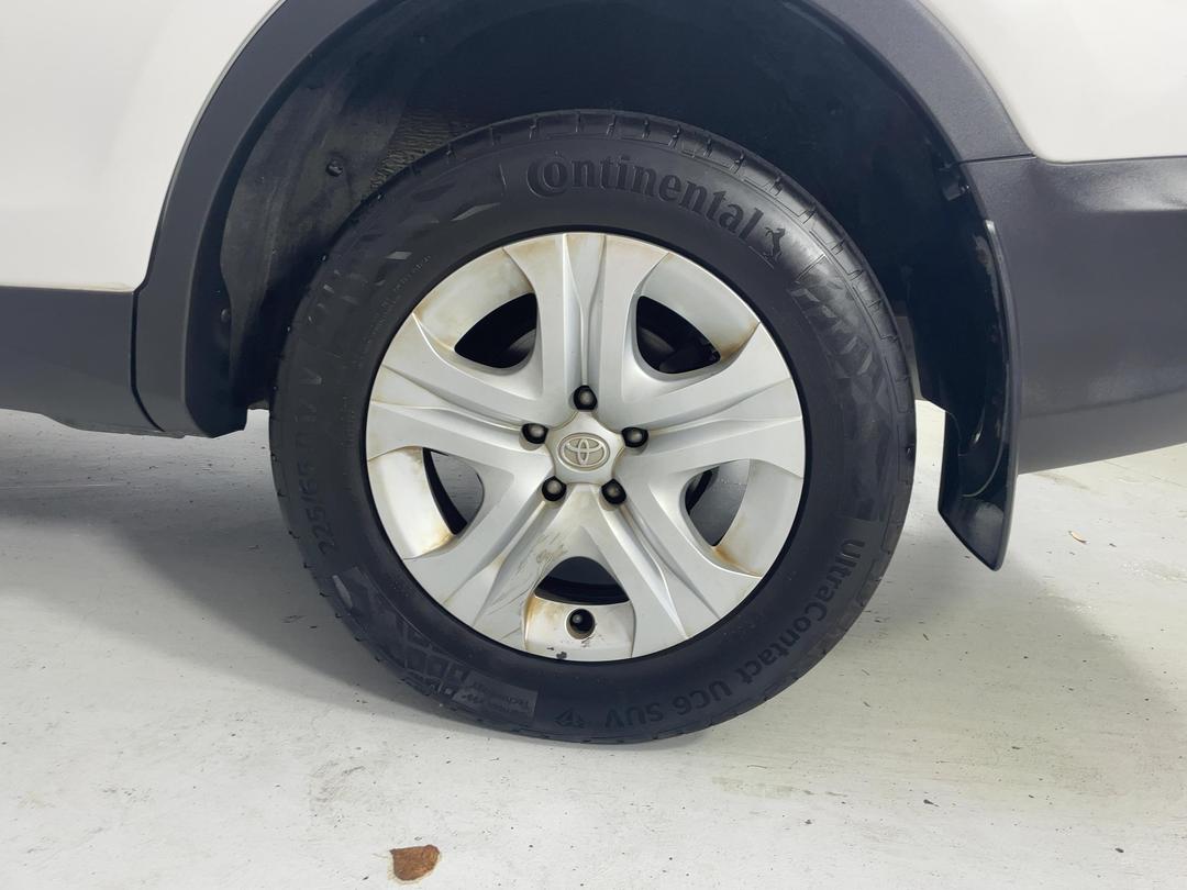 Photo '11' of Toyota Rav4