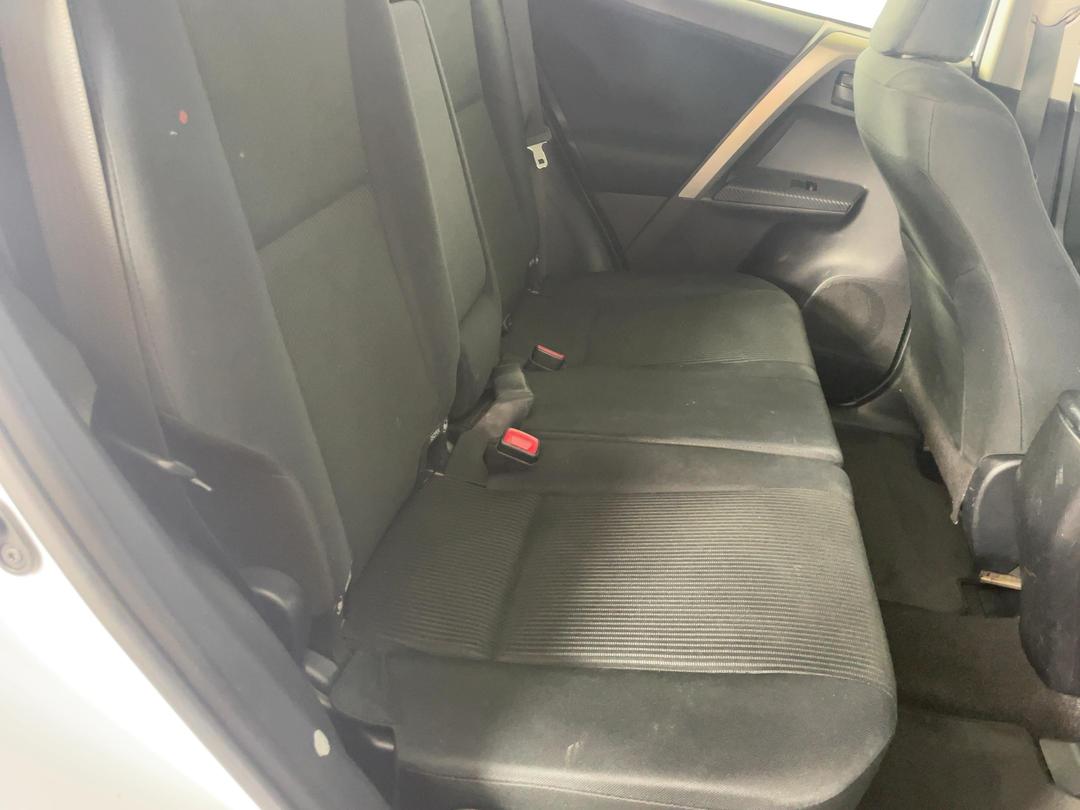 Photo '20' of Toyota Rav4