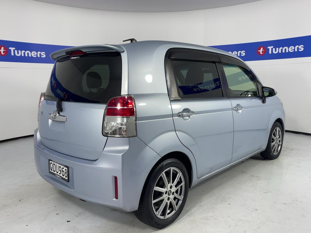 Photo '7' of Toyota Spade