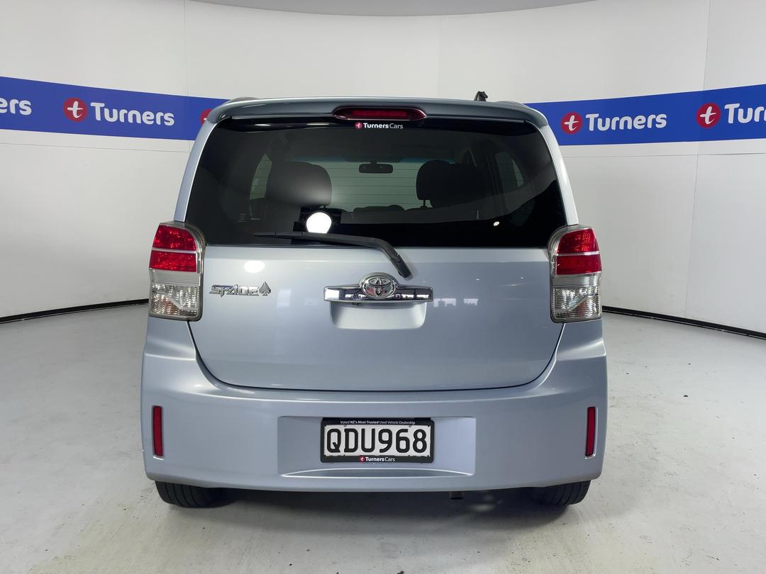 Photo '6' of Toyota Spade