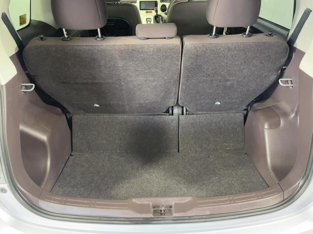 Photo '14' of Toyota Spade