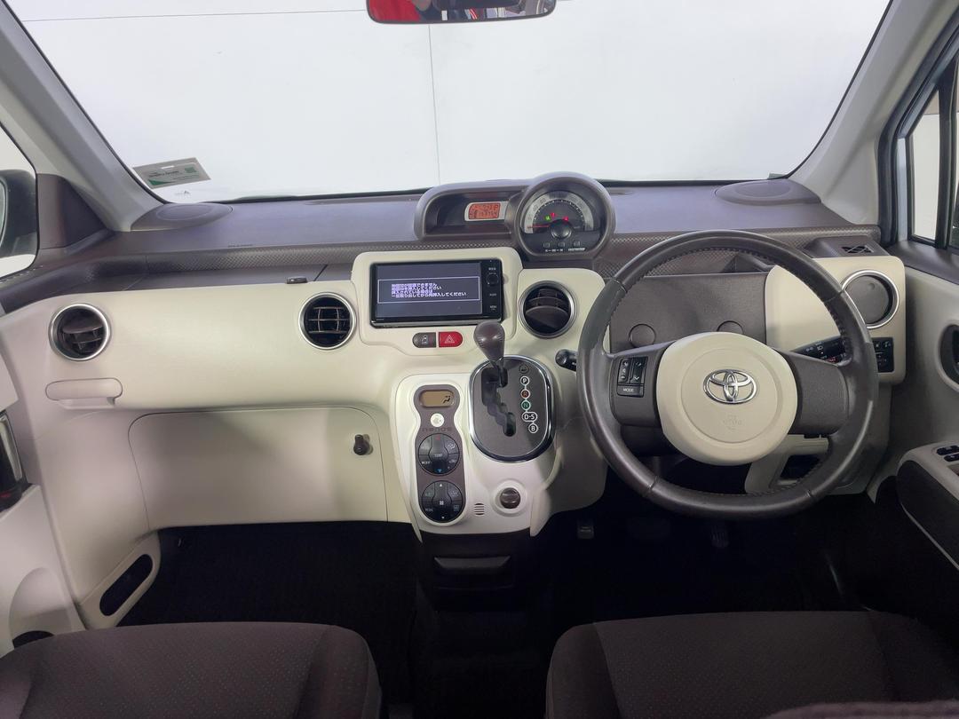 Photo '17' of Toyota Spade