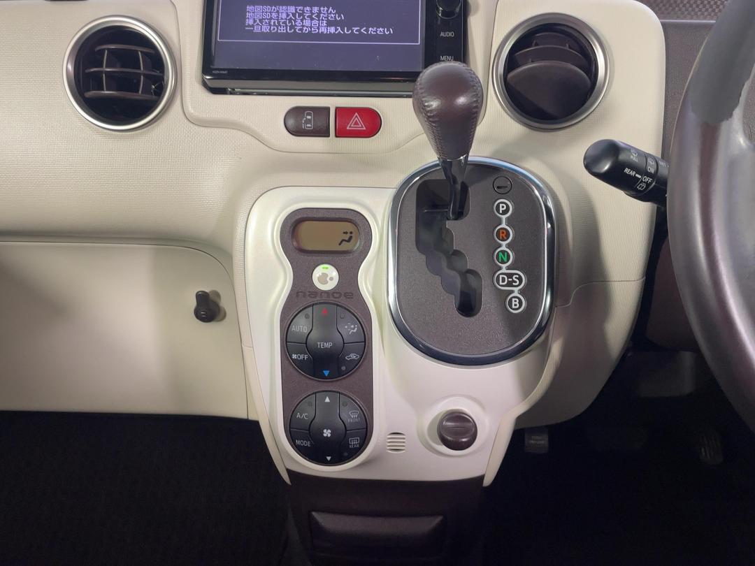 Photo '18' of Toyota Spade