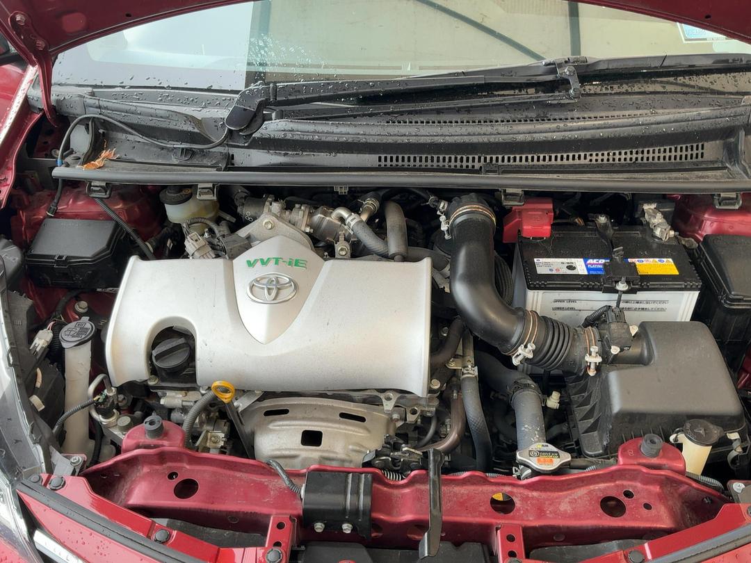 Photo '9' of Toyota Vitz