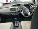 Thumbnail '13' of Toyota Yaris